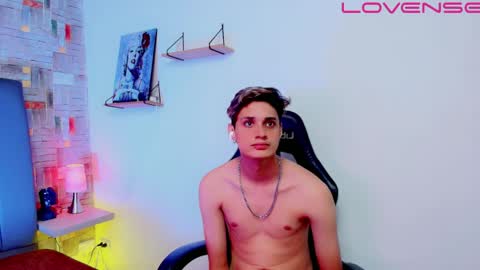 Snapshot of flaquito___ chatting on April 10, 2026, 10:03 pm Flaquito online show from April 10, 2026, 10:03 pm