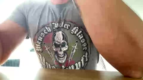 Snapshot of flashi1990 chatting on October 23, 2025, 12:15 pm flashi1990 online show from October 23, 2025, 12:15 pm