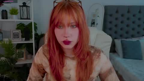 Snapshot of fleur_fox chatting on May 31, 2026, 9:38 am fleur_fox online show from May 31, 2026, 9:38 am