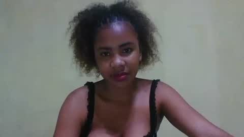 fleurissa online show from October 6, 2025, 12:35 pm