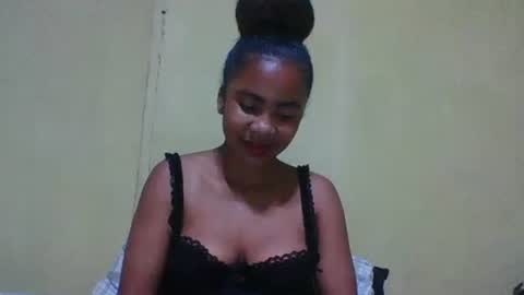 fleurissa online show from October 20, 2025, 2:06 pm