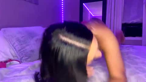 Snapshot of flexyroxxxy chatting on February 21, 2025, 7:01 am Roxy online show from February 21, 2025, 7:01 am