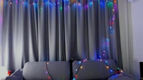 Doloras online show from February 27, 2026, 8:09 pm