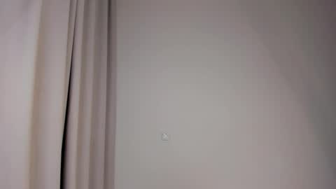 Snapshot of flirtykitty_ chatting on November 23, 2025, 2:55 am Emely online show from November 23, 2025, 2:55 am