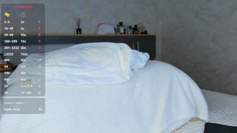 Emely  online show from March 11, 2026, 3:23 am