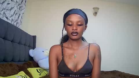 Snapshot of flirtyy_sheery chatting on December 9, 2024, 3:33 pm sheery online show from December 9, 2024, 3:33 pm