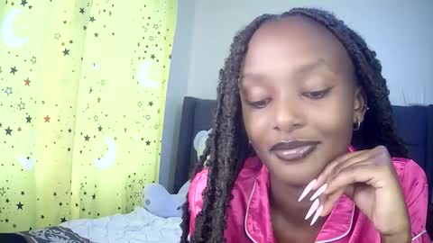 Snapshot of flirtyy_sheery chatting on October 8, 2025, 6:33 am sheery online show from October 8, 2025, 6:33 am