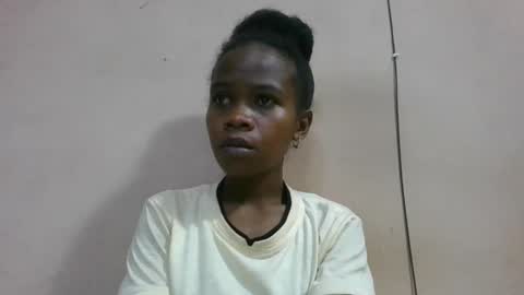 Snapshot of flora48230522373 chatting on June 5, 2026, 3:24 am flora48230522373 online show from June 5, 2026, 3:24 am