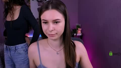 Snapshot of flora_ri chatting on February 17, 2026, 10:12 am just ask me online show from February 17, 2026, 10:12 am