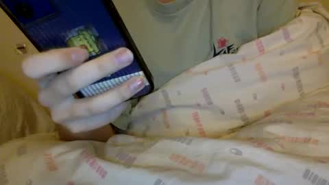 Snapshot of floraexploration chatting on February 11, 2025, 8:42 pm floraexploration online show from February 11, 2025, 8:42 pm