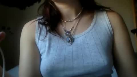 Snapshot of floraexploration chatting on November 18, 2025, 3:05 pm floraexploration online show from November 18, 2025, 3:05 pm