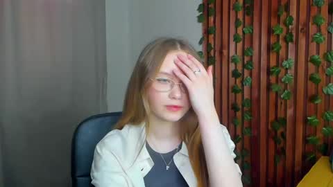 hey there guys im Flora no not the one from WInx. But I love magical stuff and especially I love nature. I dont know I thin online show from May 27, 2026, 3:36 am