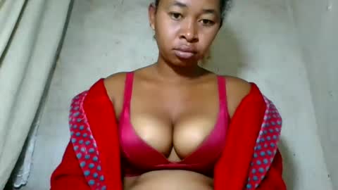 florencia011 online show from June 29, 2026, 9:04 pm