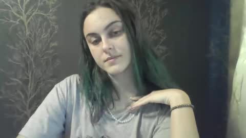 Snapshot of flower_bluee chatting on December 5, 2024, 12:22 pm Ambika 3 online show from December 5, 2024, 12:22 pm