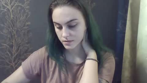 Snapshot of flower_bluee chatting on January 10, 2025, 12:15 pm Ambika 3 online show from January 10, 2025, 12:15 pm