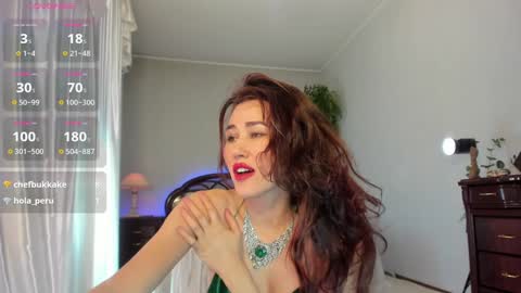 Nicole online show from February 25, 2026, 8:24 am