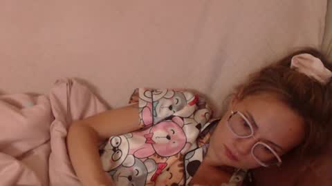 say meow and send tip  online show from July 9, 2026, 1:26 pm
