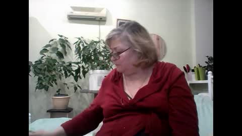 Snapshot of flowerlover8 chatting on March 12, 2025, 9:45 pm Flowerlower online show from March 12, 2025, 9:45 pm