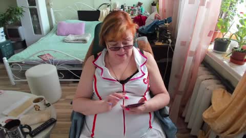 Flowerlower online show from April 4, 2026, 7:28 am