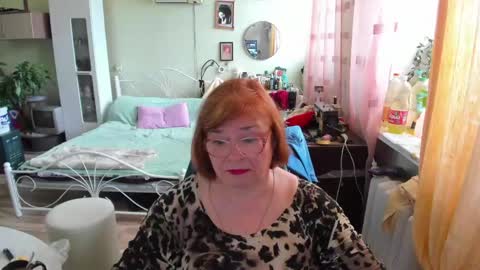 Flowerlower online show from May 23, 2026, 8:07 am