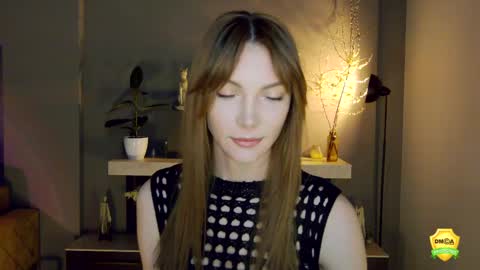 Snapshot of flowerr_powerr chatting on April 10, 2026, 8:57 pm Katrin online show from April 10, 2026, 8:57 pm