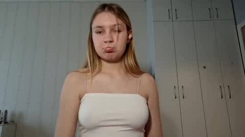 flowflirtx online show from May 16, 2026, 6:43 am