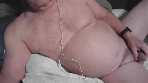 Snapshot of flshowman chatting on February 2, 2026, 10:47 am FLshowman online show from February 2, 2026, 10:47 am