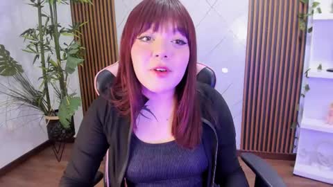  FLUFFY BUBBLE  online show from February 12, 2025, 4:12 am