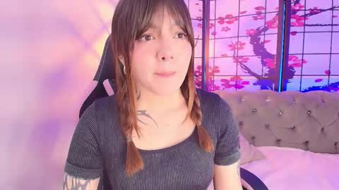  FLUFFY BUBBLE  online show from December 21, 2025, 4:19 am