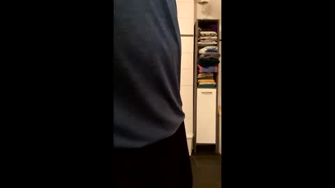 fluffybutt_ online show from May 22, 2026, 10:59 pm