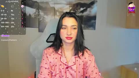 Lina online show from February 10, 2026, 12:48 am