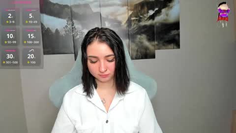 Snapshot of flufyfoxx chatting on April 19, 2026, 2:00 am Lina online show from April 19, 2026, 2:00 am