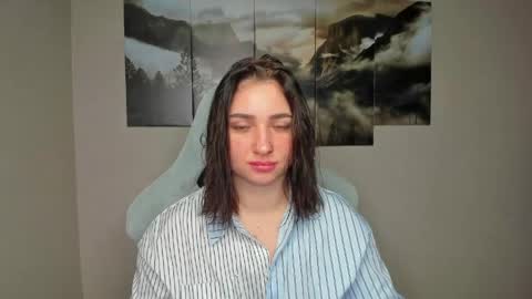 Snapshot of flufyfoxx chatting on May 11, 2026, 12:38 am Lina online show from May 11, 2026, 12:38 am