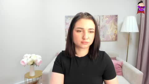 Snapshot of flufyfoxx chatting on May 14, 2026, 12:17 am Lina online show from May 14, 2026, 12:17 am