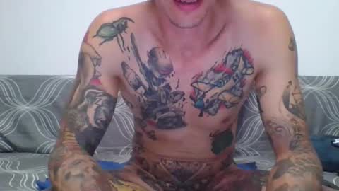 flylen online show from October 4, 2025, 9:13 pm