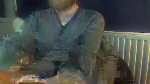 Snapshot of fns2011 chatting on December 3, 2024, 2:16 pm fns2011 online show from December 3, 2024, 2:16 pm