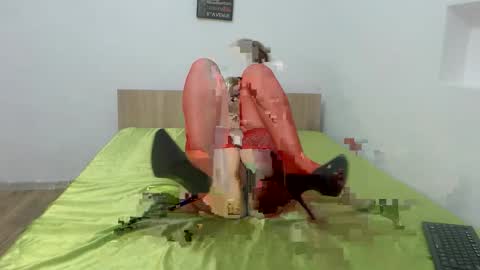 Amy online show from September 13, 2025, 3:01 pm