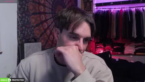 Snapshot of folleti7 chatting on November 24, 2025, 11:04 pm Folleti online show from November 24, 2025, 11:04 pm