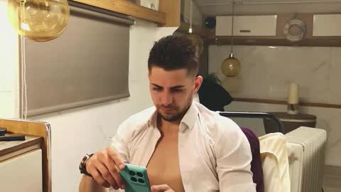 independent model online show from March 14, 2026, 6:57 pm