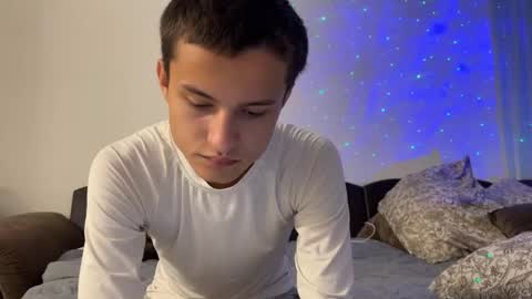 foooxxxi online show from September 26, 2025, 8:24 pm