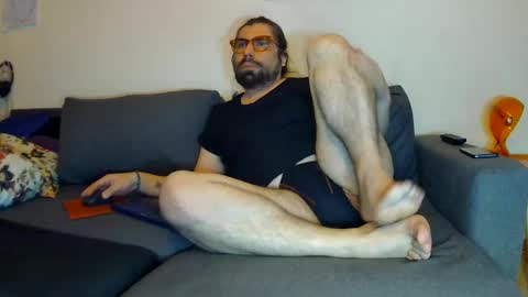 Snapshot of foot_fetish_waw chatting on March 12, 2025, 7:28 pm JP online show from March 12, 2025, 7:28 pm