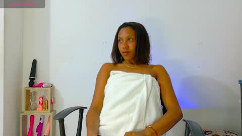 Snapshot of for_mycami chatting on April 6, 2026, 4:46 am for_mycami online show from April 6, 2026, 4:46 am