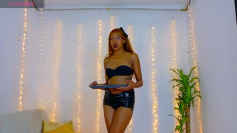 Snapshot of for_mycami chatting on April 13, 2026, 2:17 am for_mycami online show from April 13, 2026, 2:17 am