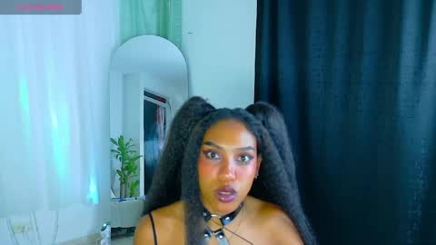 Snapshot of for_mycami chatting on April 19, 2026, 5:18 am for_mycami online show from April 19, 2026, 5:18 am