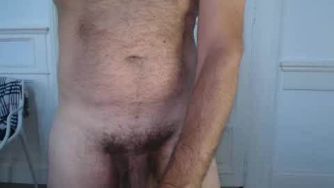 Snapshot of foreign_off chatting on January 2, 2025, 10:33 pm Foreign Off online show from January 2, 2025, 10:33 pm