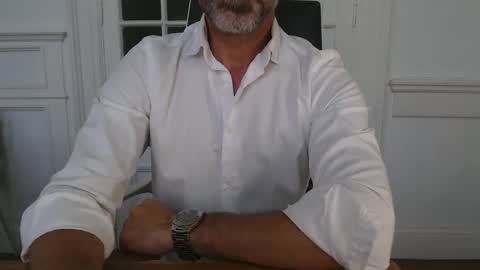 Snapshot of foreign_off chatting on January 8, 2025, 10:06 pm Foreign Off online show from January 8, 2025, 10:06 pm