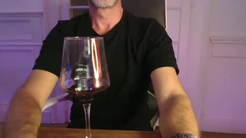 Snapshot of foreign_off chatting on February 9, 2025, 3:11 am Foreign Off online show from February 9, 2025, 3:11 am