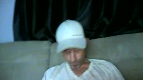 fouraide42 online show from March 31, 2026, 10:10 pm