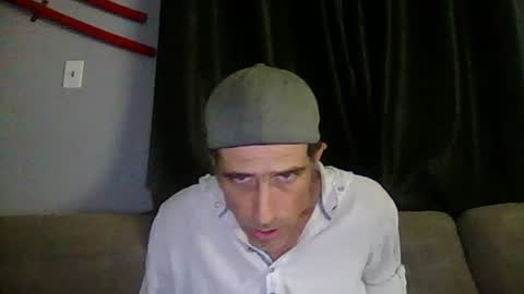 fouraide42 online show from June 17, 2026, 2:36 am