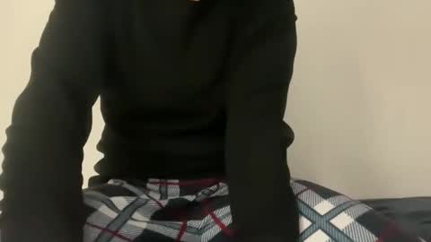 Snapshot of fourelementstrainer chatting on December 15, 2025, 5:44 am fourelementstrainer online show from December 15, 2025, 5:44 am